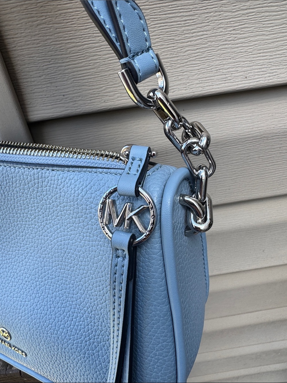 Michael Kors Light Blue Pebbled Leather shoulder bag NWOT - Picture 5 of 10